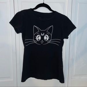 🤩 3/$13 Sailor Moon Graphic Tee